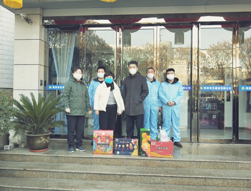 有色西勘院有限公司工會(huì)領(lǐng)導(dǎo)赴公司慰問一線員工