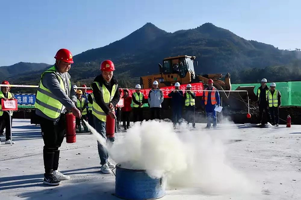 1636678395969854.jpg 消防1_副本.jpg